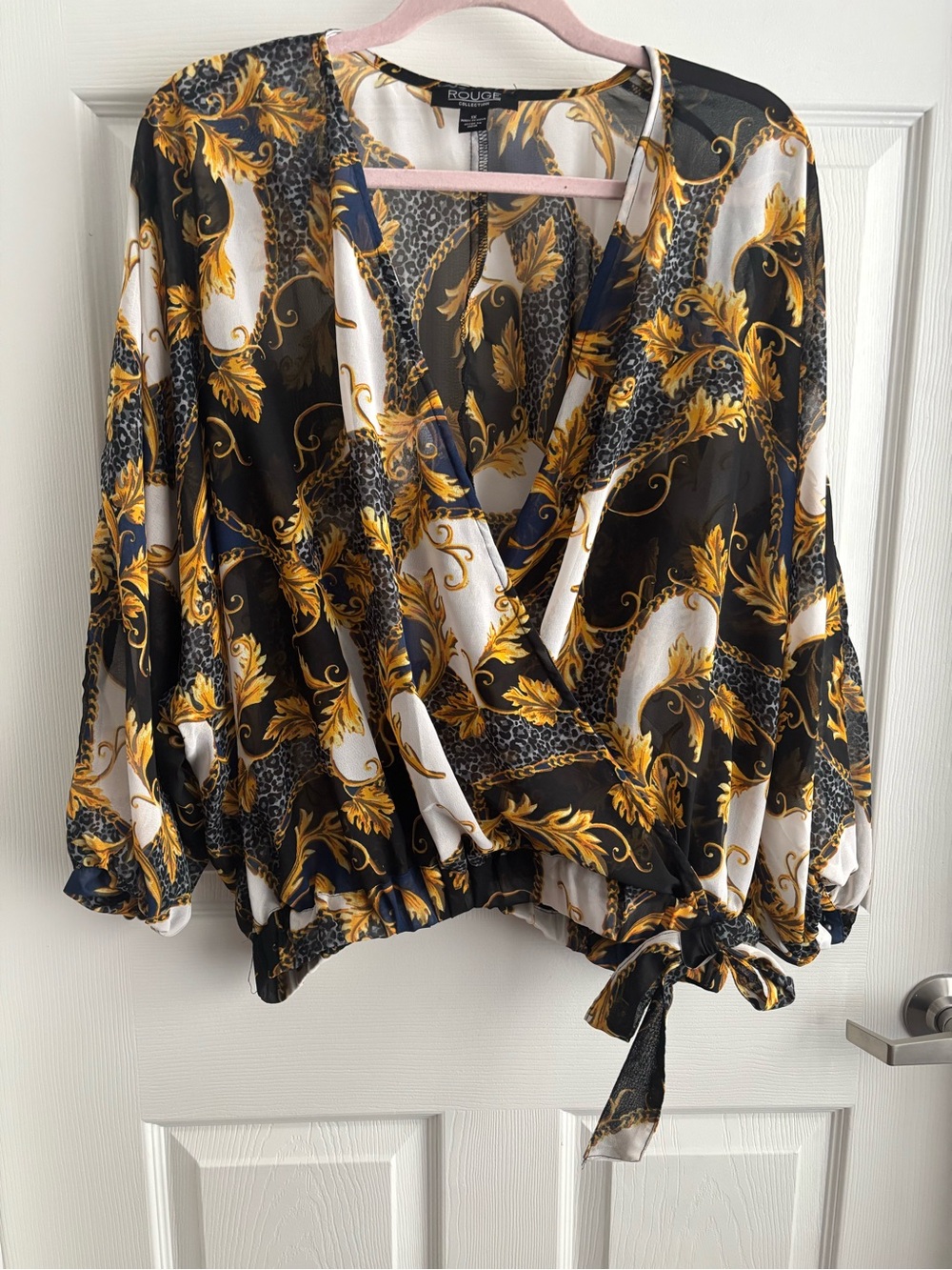 Rouge Helium Black, Gold & White Baroque Blouse